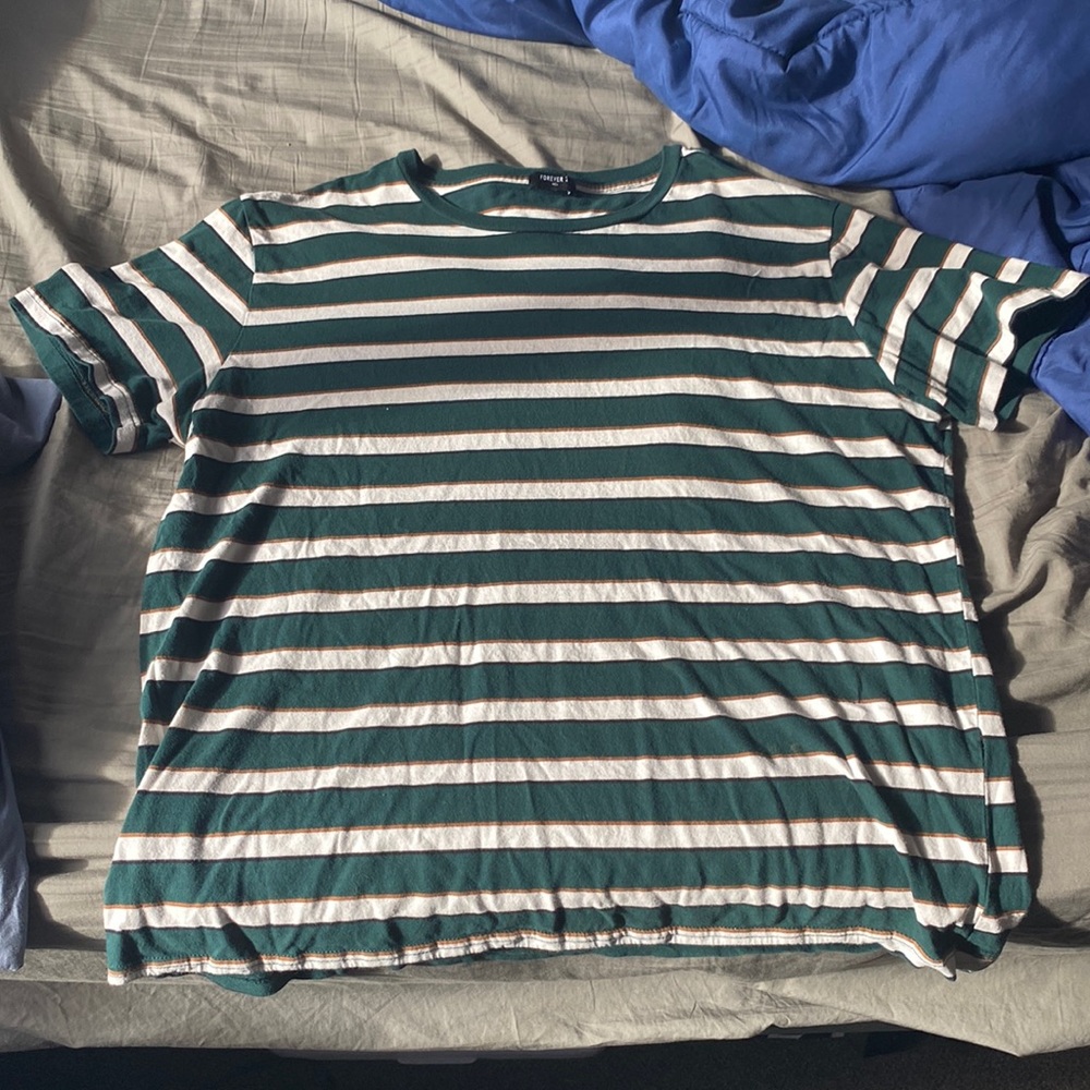Forever 21 Men’s Cotton T-shirt; Size Large